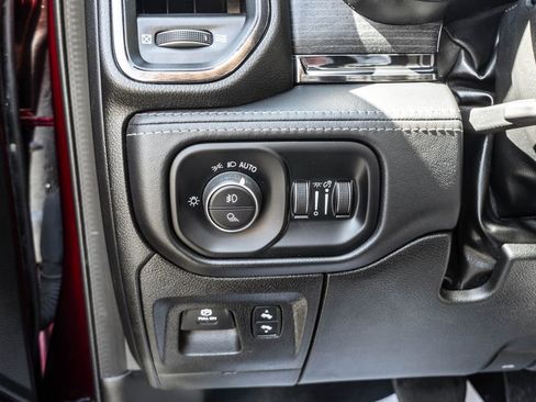 Used 2022 RAM 1500 Limited w/ Body-Colour Bumper Group image 16