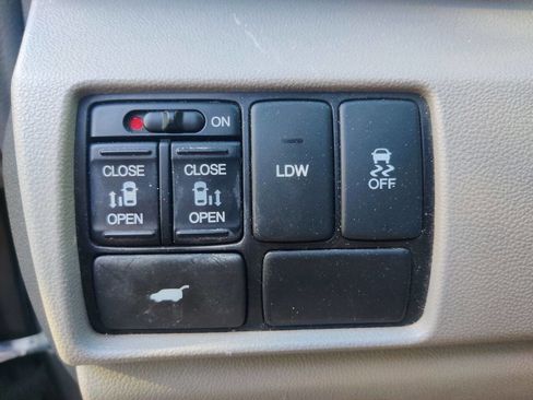 Used 2014 Honda Odyssey EX-L image 18