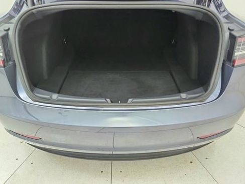Used 2023 Tesla Model 3 Standard Range image 14