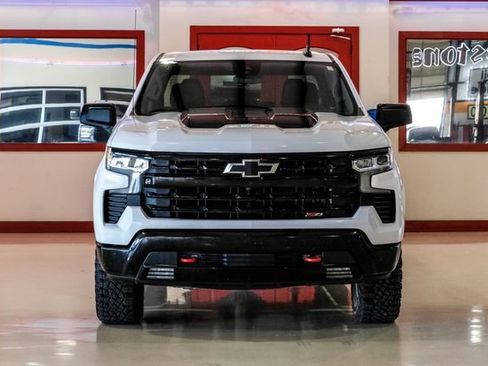 Used 2024 Chevrolet Silverado 1500 LT Trail Boss w/ Protection Package image 9
