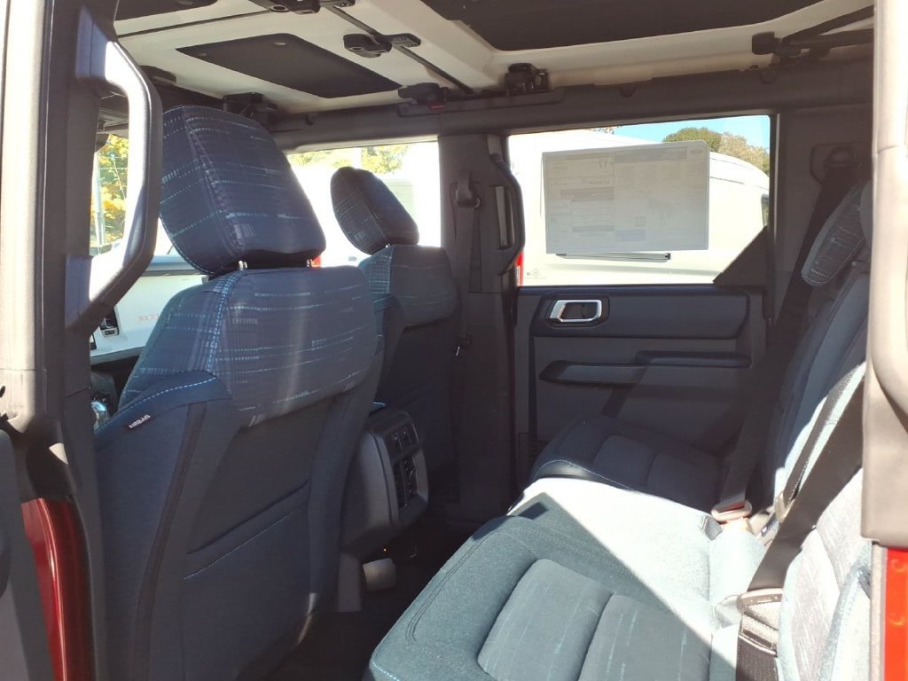 New 2026 Ford Bronco Heritage Edition AWD/4WD image 11