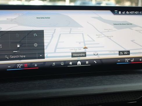 New 2026 BMW 330i xDrive Sedan w/ Premium Package image 17