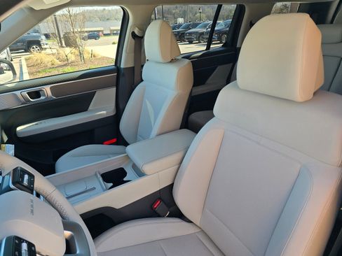 New 2026 Hyundai Santa Fe SE image 13