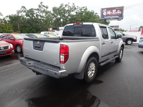 Used 2015 Nissan Frontier SV w/ SV Value Truck Package image 8