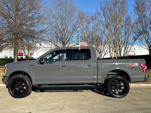 Used 2018 Ford F150 XLT w/ Equipment Group 302A Luxury image 5