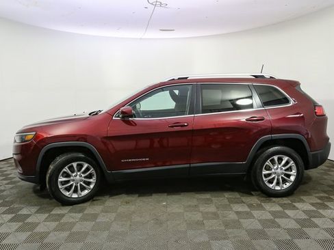 Used 2019 Jeep Cherokee Latitude w/ Cold Weather Group image 6