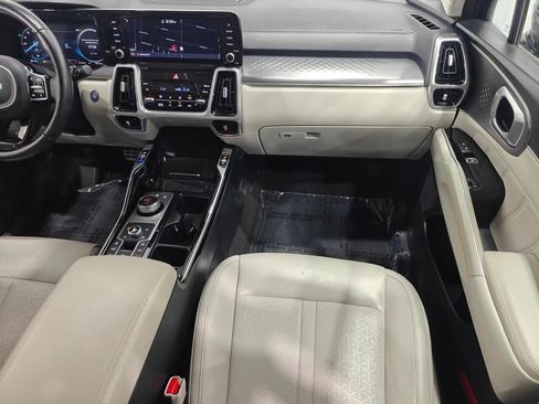 Used 2022 Kia Sorento SX Prestige AWD/4WD image 28