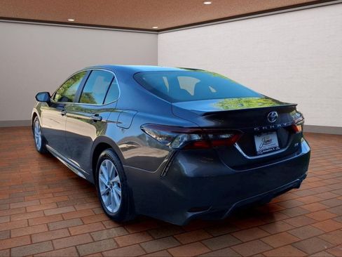 Used 2024 Toyota Camry SE FWD image 7