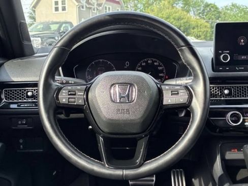 Used 2023 Honda Civic Sport image 3