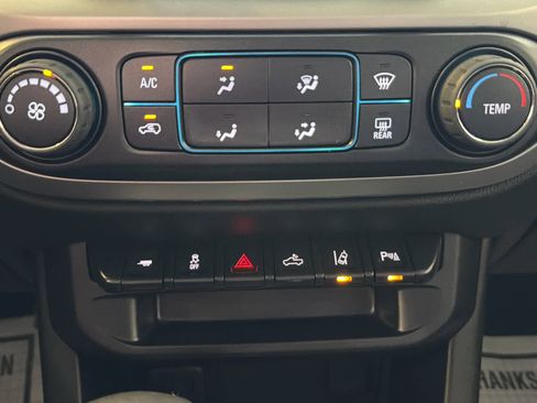 Used 2022 Chevrolet Colorado LT w/ Safety Package image 36