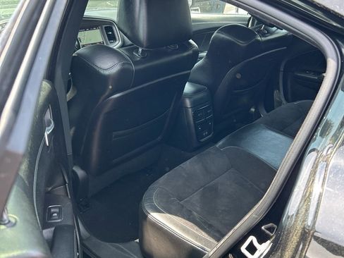 Used 2019 Dodge Charger GT w/ Plus Group RWD image 12