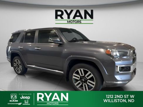 Used 2020 Toyota 4Runner Limited image 9