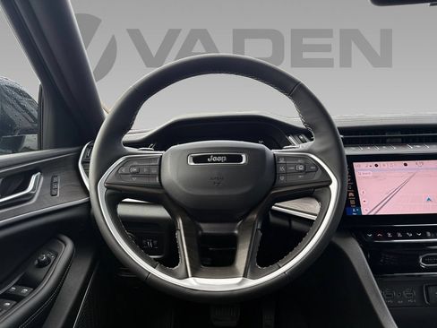 New 2026 Jeep Grand Cherokee L Limited RWD image 11