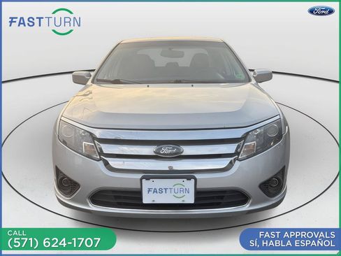 Used 2010 Ford Fusion SE FWD image 3