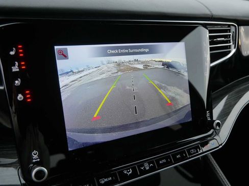 Used 2022 Jeep Wagoneer Series III w/ Rear Seat Video Group 1 image 34