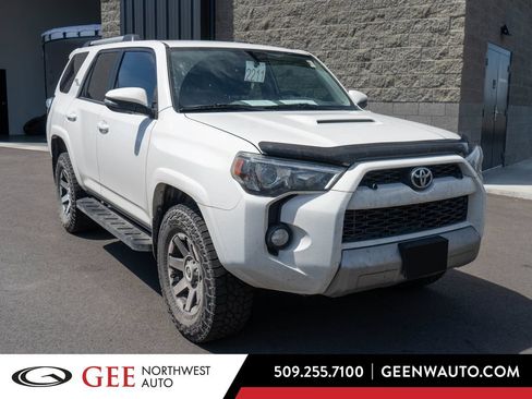 Used 2018 Toyota 4Runner TRD Off-Road Premium AWD/4WD image 1