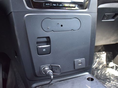 Used 2024 Ford Explorer 4WD Police Interceptor image 23