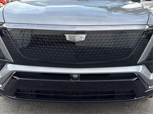 New 2026 Cadillac Vistiq Sport image 15