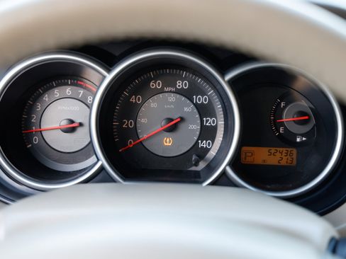 Used 2009 Nissan Versa S 4DR HATCHBACK w/ Convenience Pkg image 29