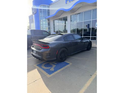 Used 2020 Dodge Charger Scat Pack w/ Navigation & Travel Group RWD image 4