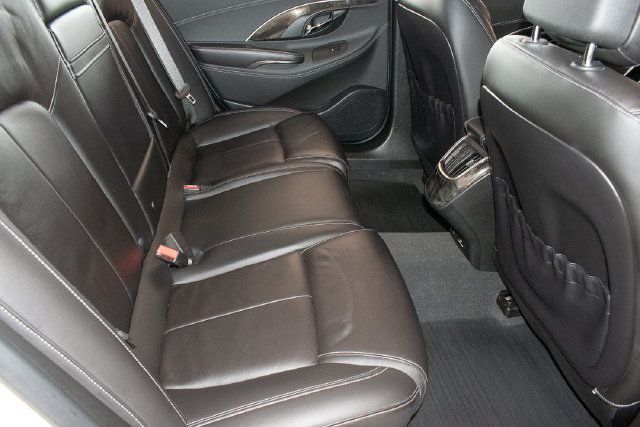 Used 2014 Buick LaCrosse Leather FWD image 12