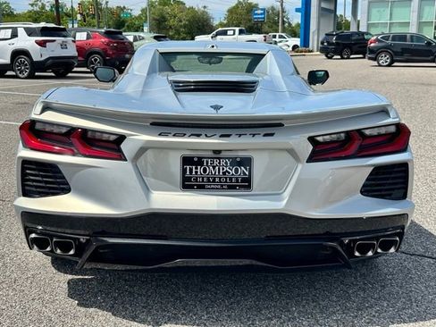 Used 2023 Chevrolet Corvette Stingray Premium Conv w/ 3LT image 3