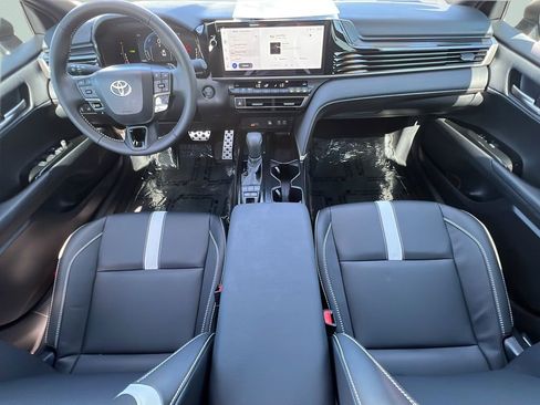 Used 2025 Toyota Camry SE w/ Multimedia Upgrade Package FWD image 10