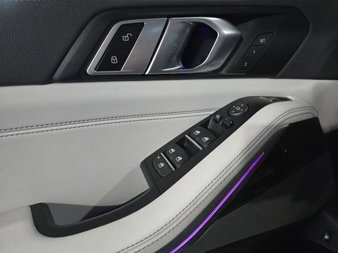 Used 2023 BMW X5 xDrive45e w/ M Sport Package image 13