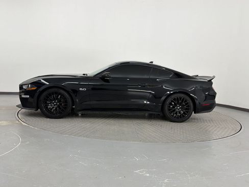 Used 2022 Ford Mustang GT Premium w/ GT Performance Package RWD image 2