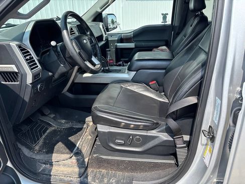 Used 2016 Ford F150 Lariat w/ Equipment Group 502A Luxury AWD/4WD image 10