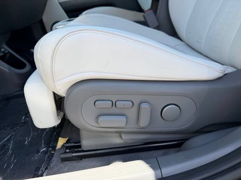 Used 2023 Hyundai Ioniq 5 Limited AWD/4WD image 14
