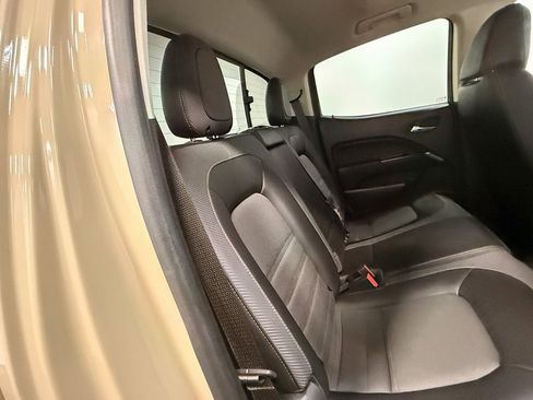 Used 2022 GMC Canyon AT4 image 69