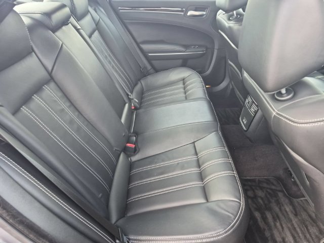 Used 2017 Chrysler 300 S AWD/4WD image 29