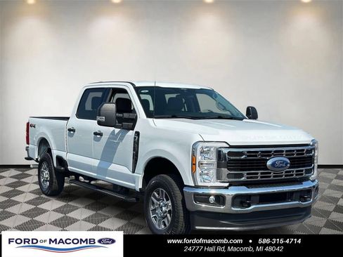 Used 2025 Ford F250 XLT AWD/4WD image 1