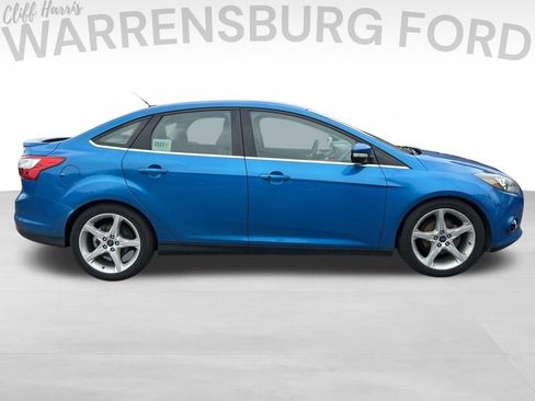 Used 2013 Ford Focus Titanium w/ Titanium Handling Pkg FWD image 8