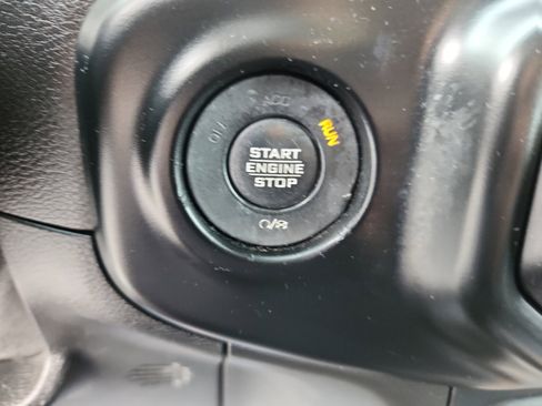 Used 2020 Jeep Wrangler Unlimited Sport S image 30