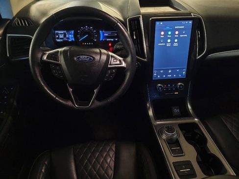 Used 2024 Ford Edge Titanium image 22