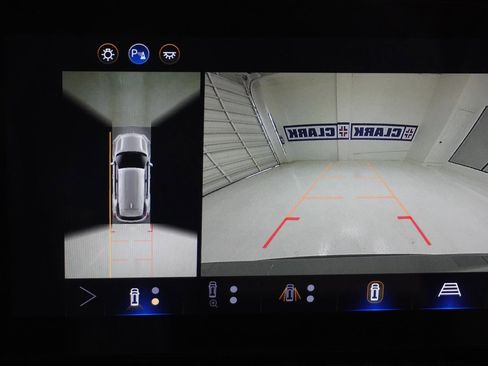 New 2026 Chevrolet Equinox LT w/ Convenience Package II image 29