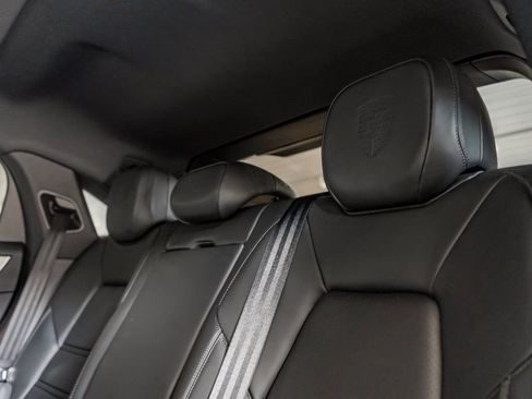 New 2025 Porsche Cayenne Coupe image 27