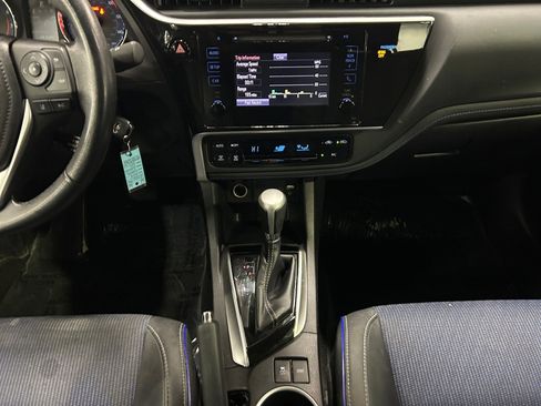 Used 2019 Toyota Corolla SE image 11