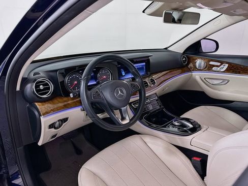 Used 2018 Mercedes-Benz E 300 image 9