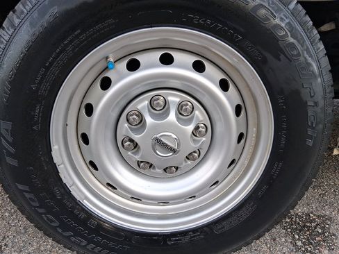 Used 2019 Nissan NV 1500 S image 36