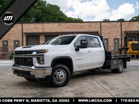 Used 2022 Chevrolet Silverado 3500 LT w/ Convenience Package AWD/4WD image 1