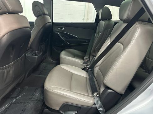 Used 2017 Hyundai Santa Fe Limited AWD/4WD image 22