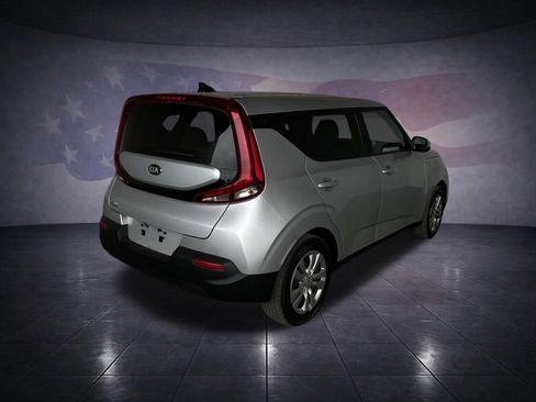 Used 2021 Kia Soul LX FWD image 5
