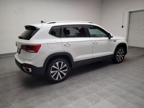 Used 2023 Volkswagen Taos SE image 10