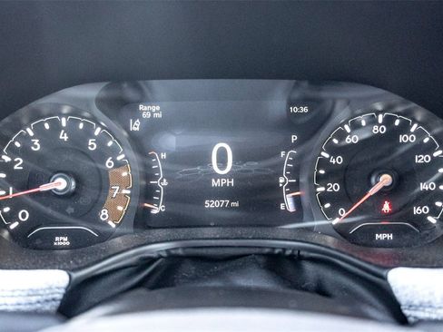 Used 2024 Jeep Compass Latitude image 22