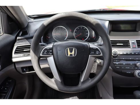 Used 2012 Honda Accord LX image 10