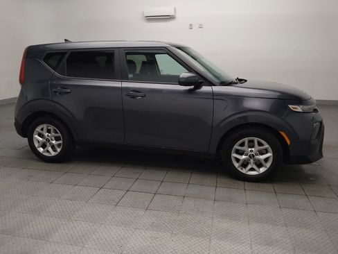 Used 2021 Kia Soul S FWD image 11