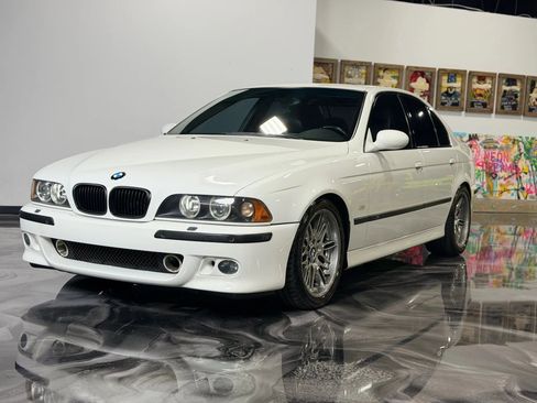 Used 2003 BMW M5 image 36